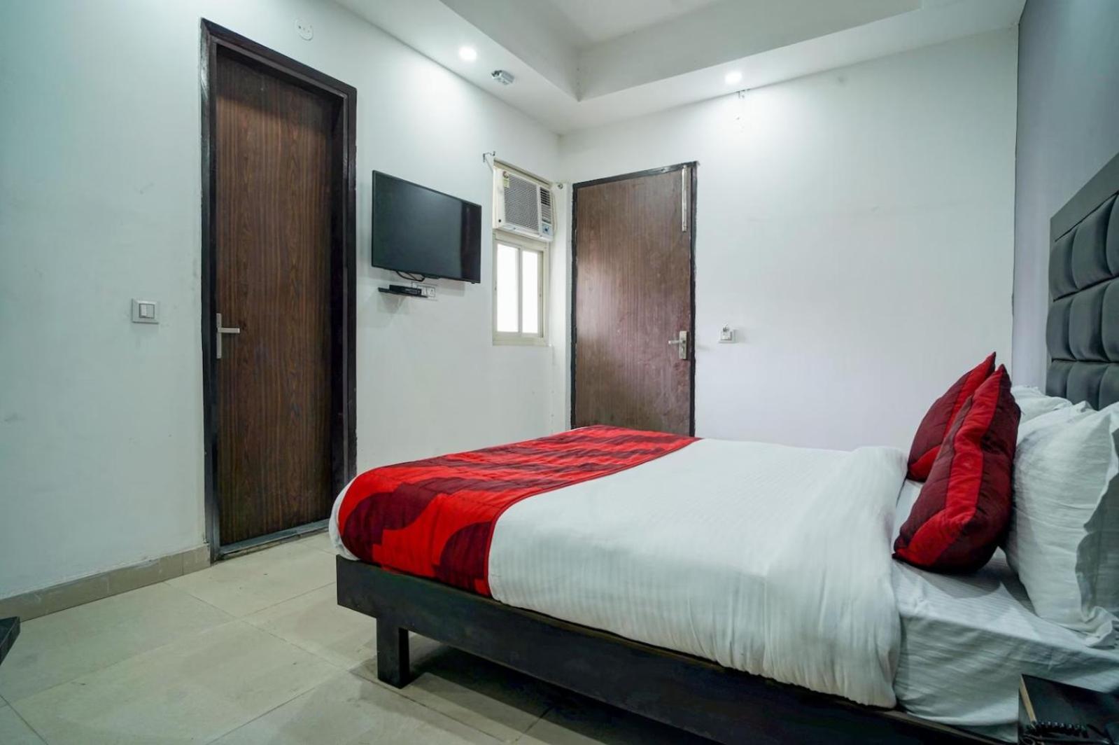 Hotel Green Snapper'100 M From Delhi University Near Isbt Kashmiri Gate Нью-Делі Екстер'єр фото
